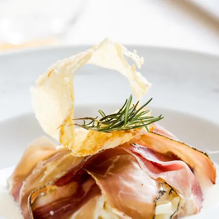 Hotel Palazzo San Lorenzo & 4*