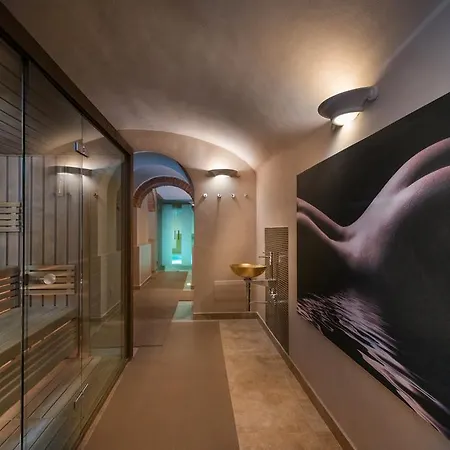 Palazzo San Lorenzo & Hotel 4*