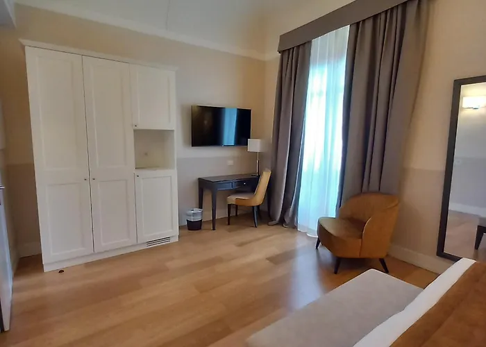 Ξενοδοχείο Palazzo San Lorenzo & 4*