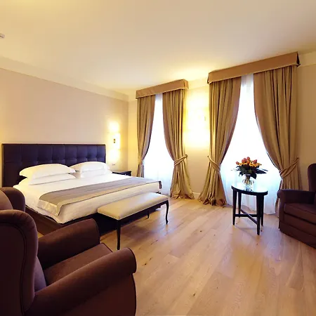 팔라조 산 로렌조&스파 4* 콜레 발델사