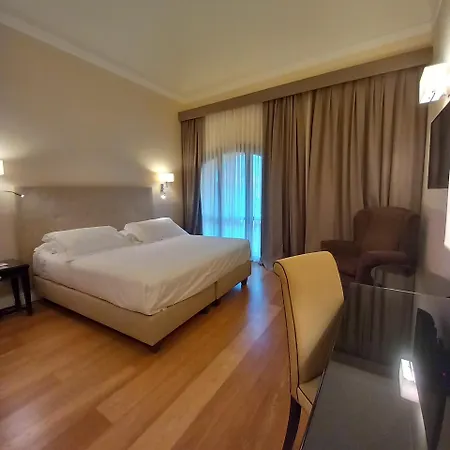 팔라조 산 로렌조&스파 호텔 콜레 발델사